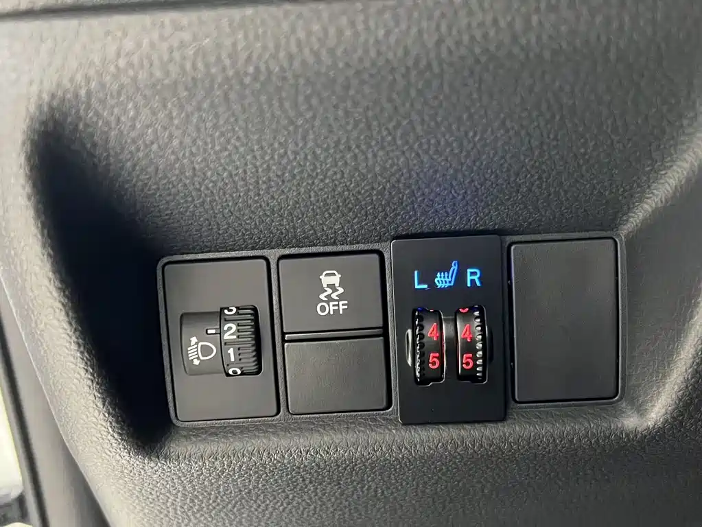 Honda Fit — фото 13