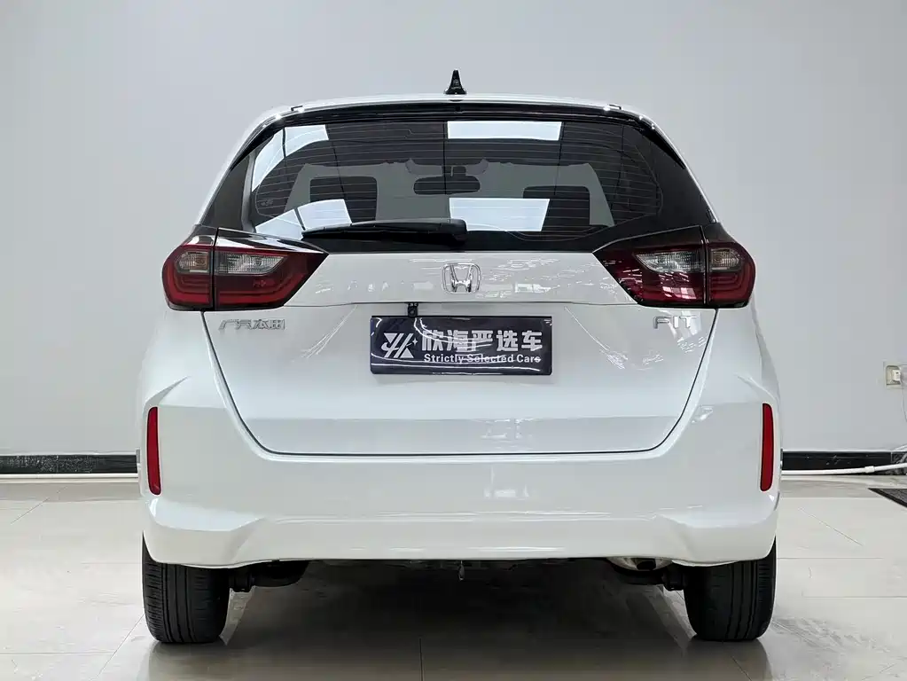 Honda Fit — фото 6