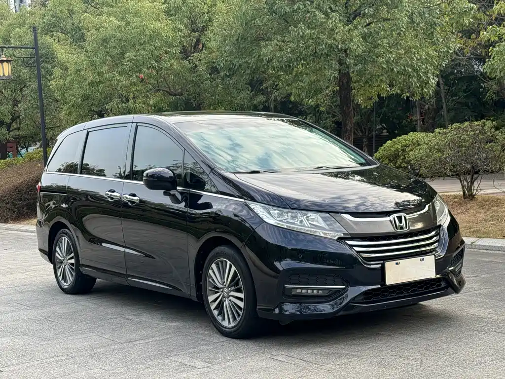 Honda Odyssey — фото 3