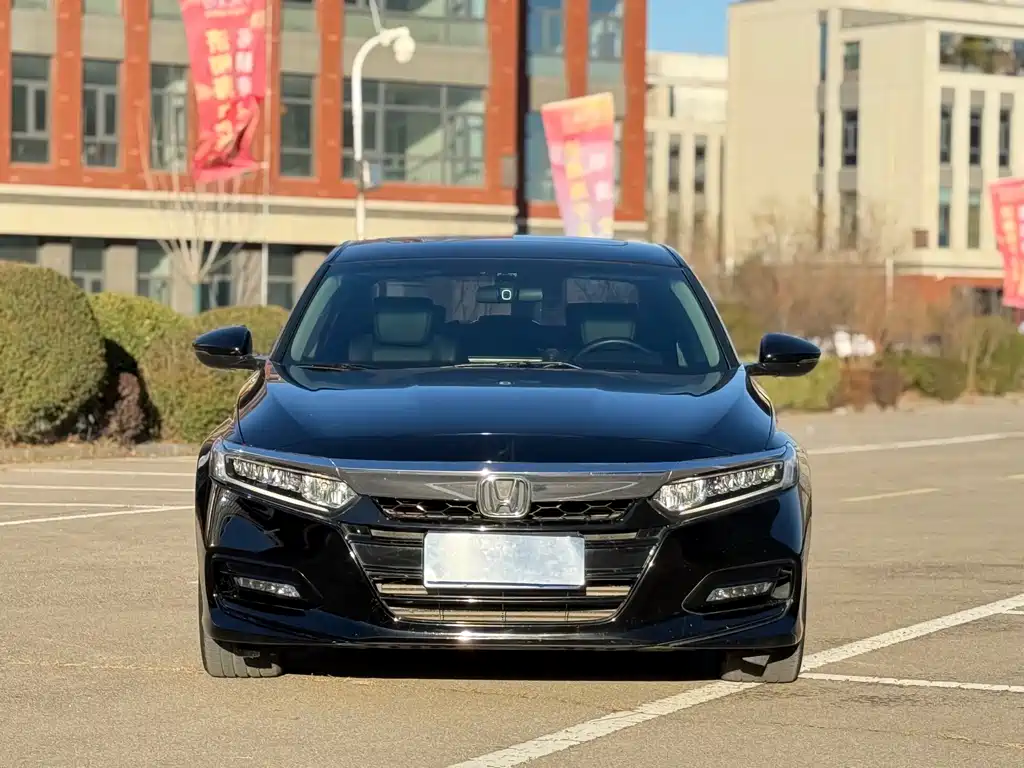 Honda Accord — фото 2