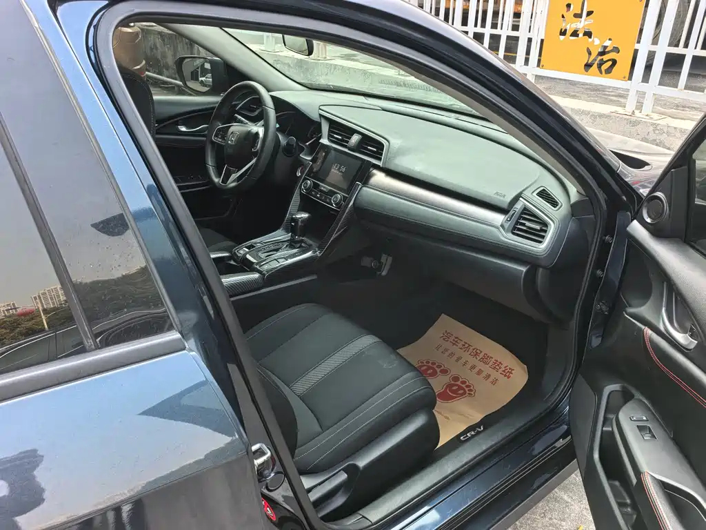 Honda Civic — фото 11