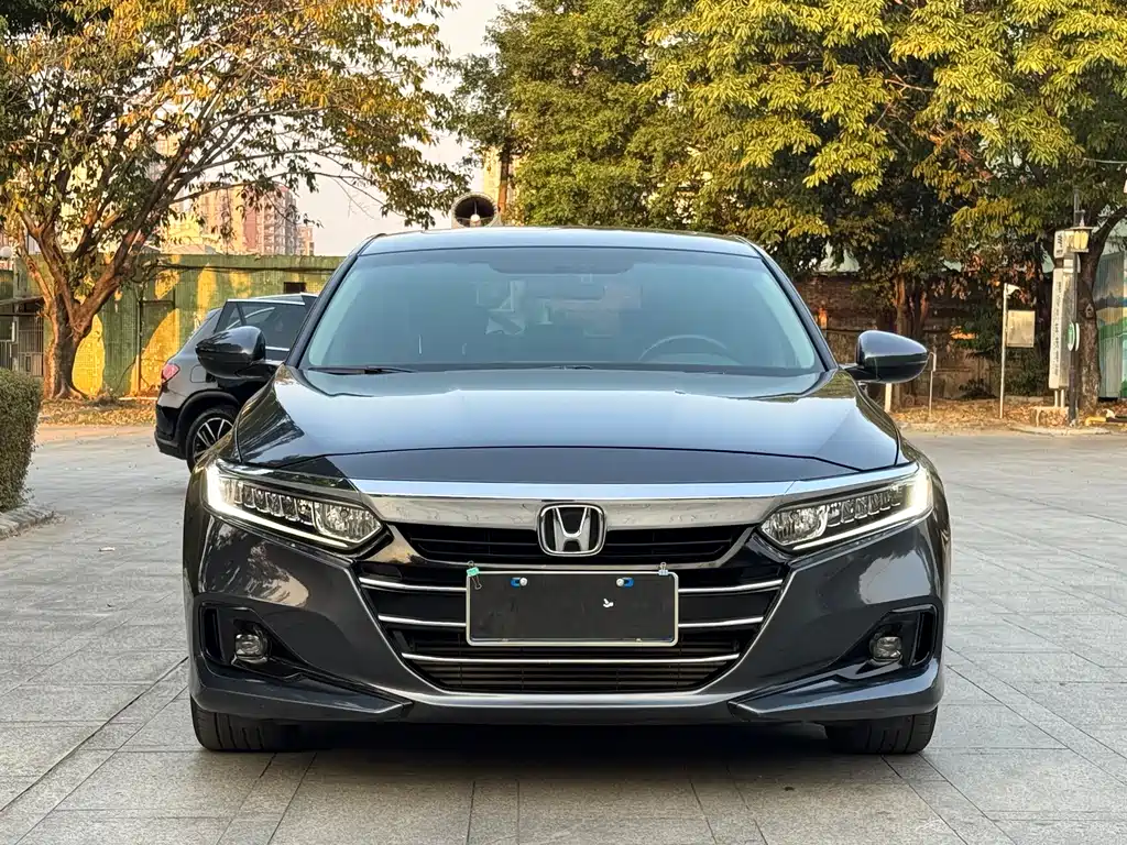 Honda Accord — фото 2