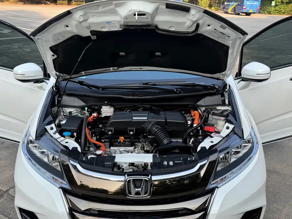 Honda Odyssey — фото 18