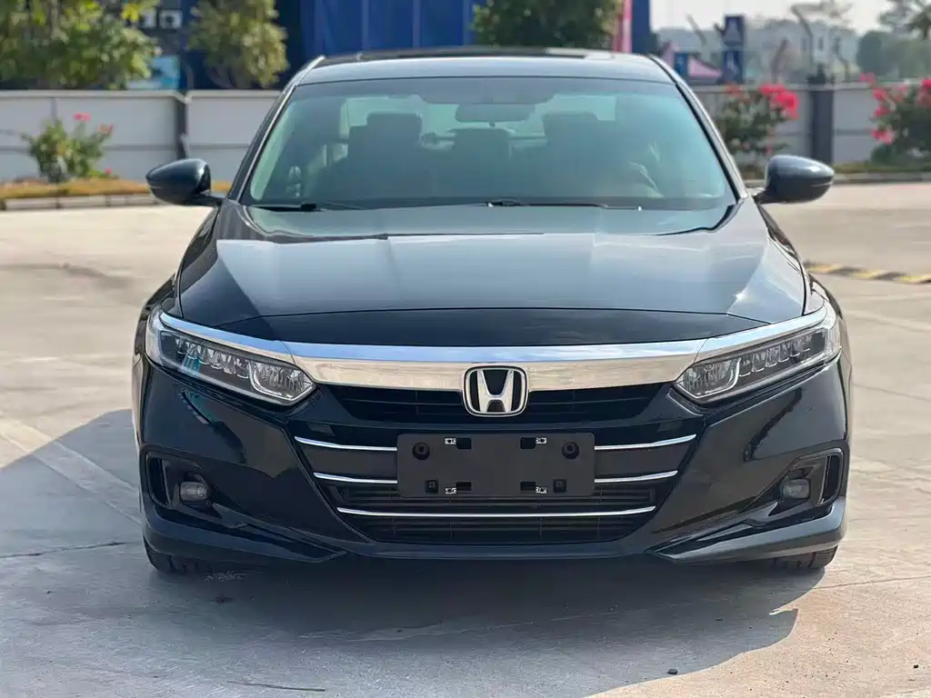 Honda Accord — фото 2