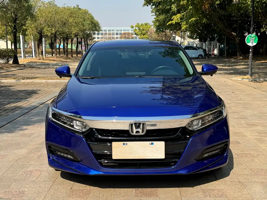 Honda Accord — фото 2