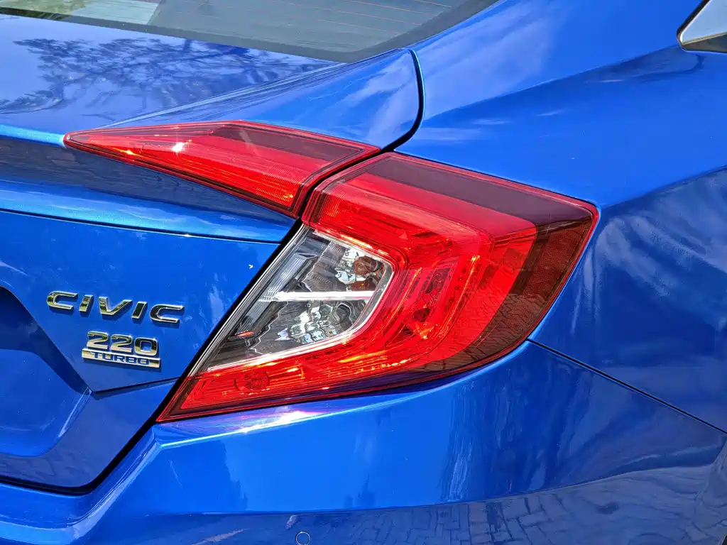 Honda Civic — фото 14