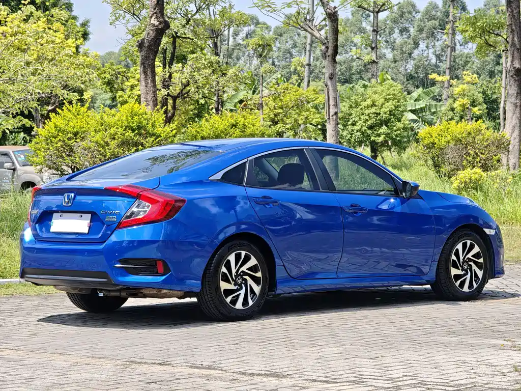 Honda Civic — фото 19