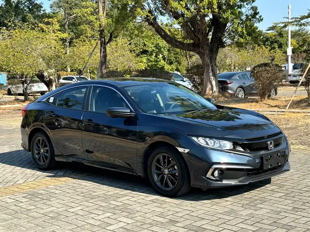 Honda Civic — фото 3