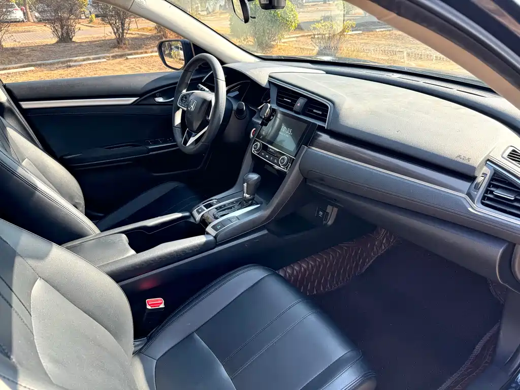 Honda Civic — фото 5