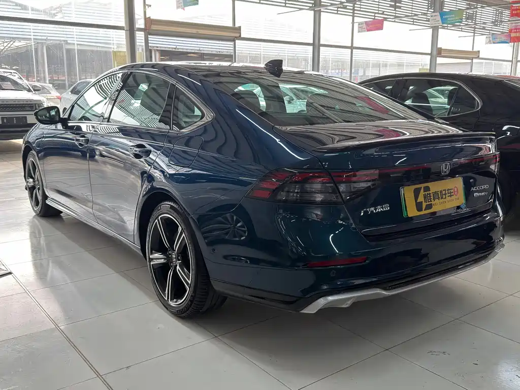 Honda Accord New Energy — фото 20