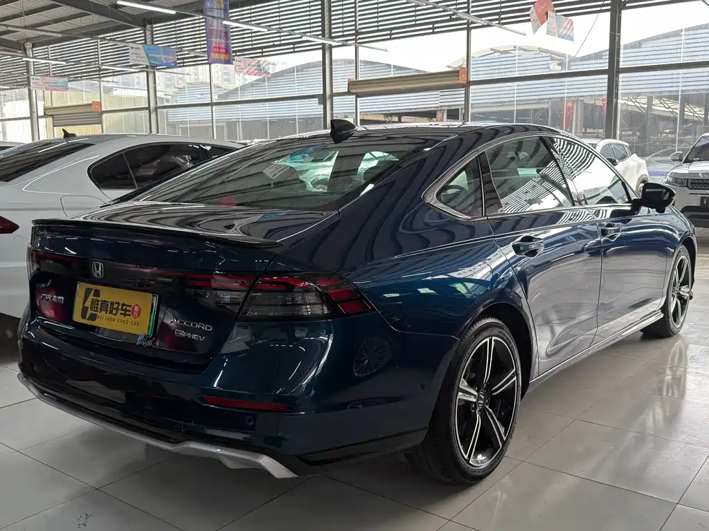 Honda Accord New Energy — фото 22