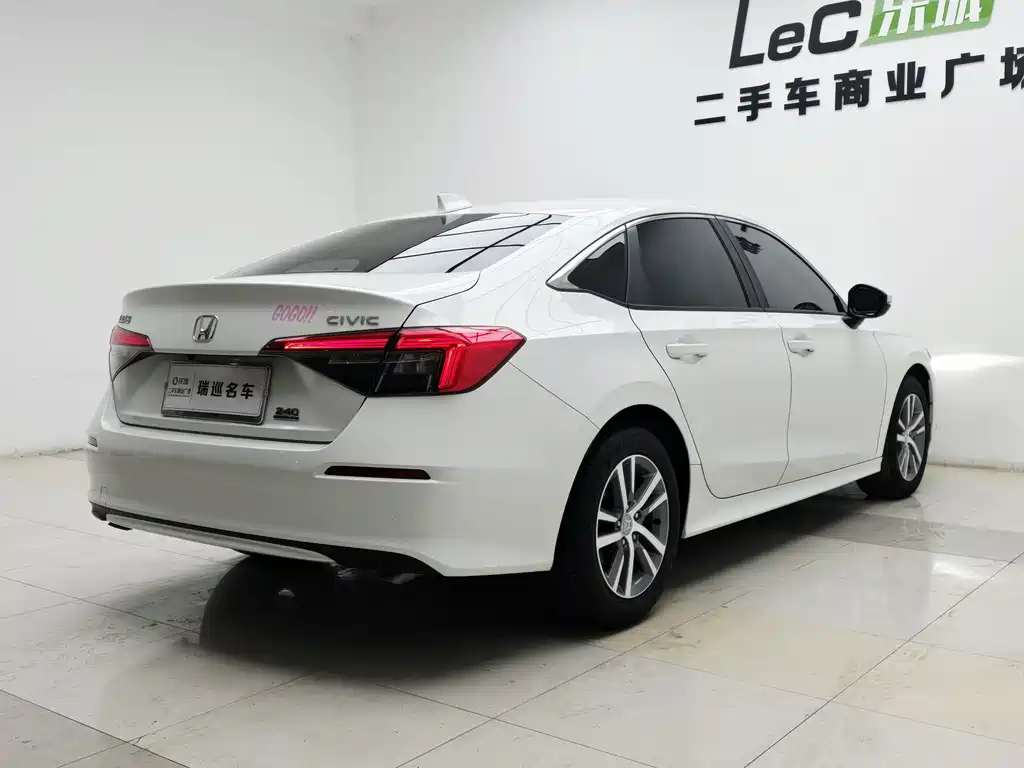 Honda Civic — фото 4