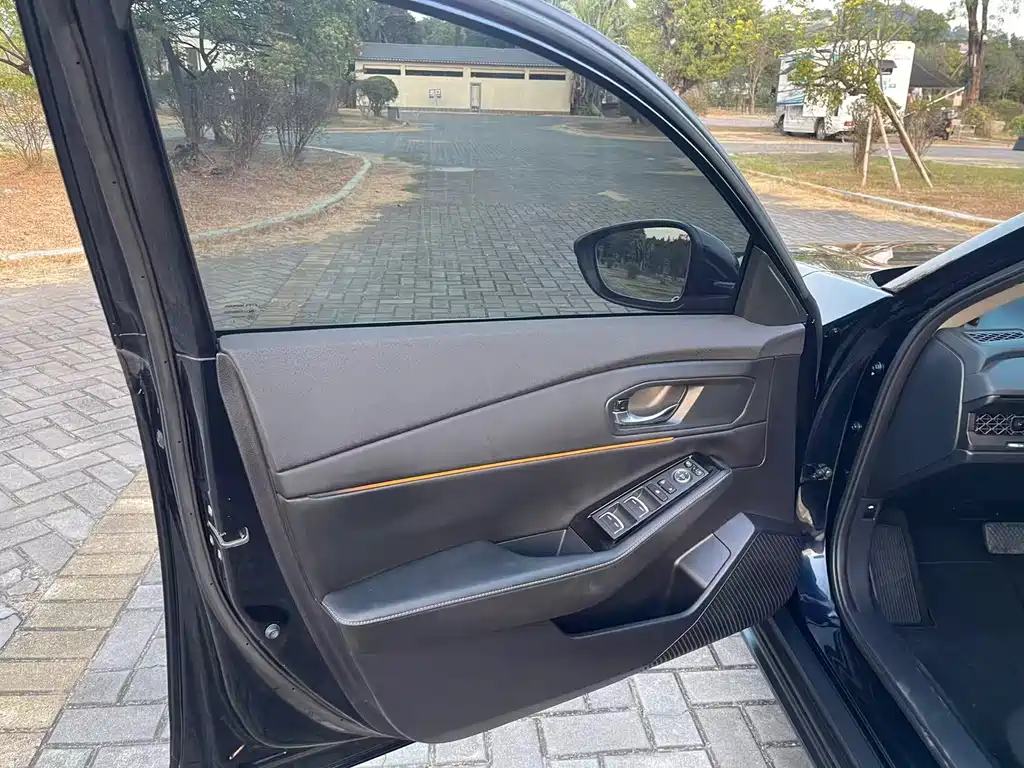 Honda Accord — фото 14