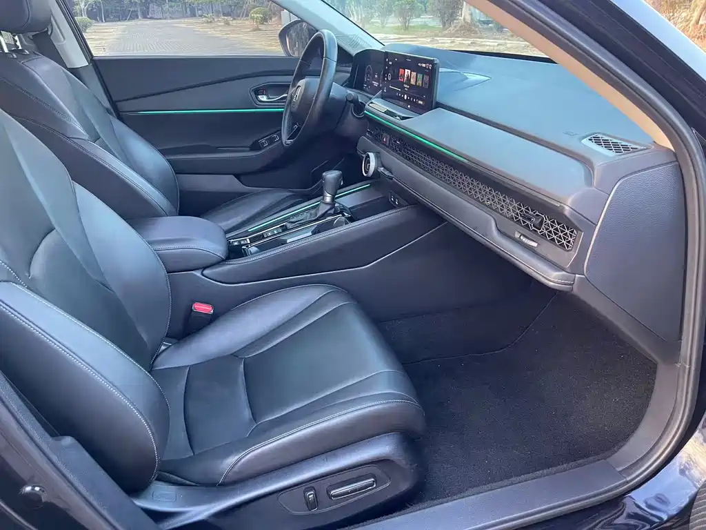 Honda Accord — фото 17