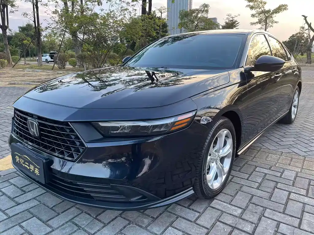 Honda Accord — фото 9