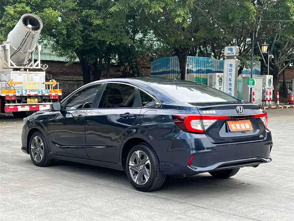Honda Envix — фото 5