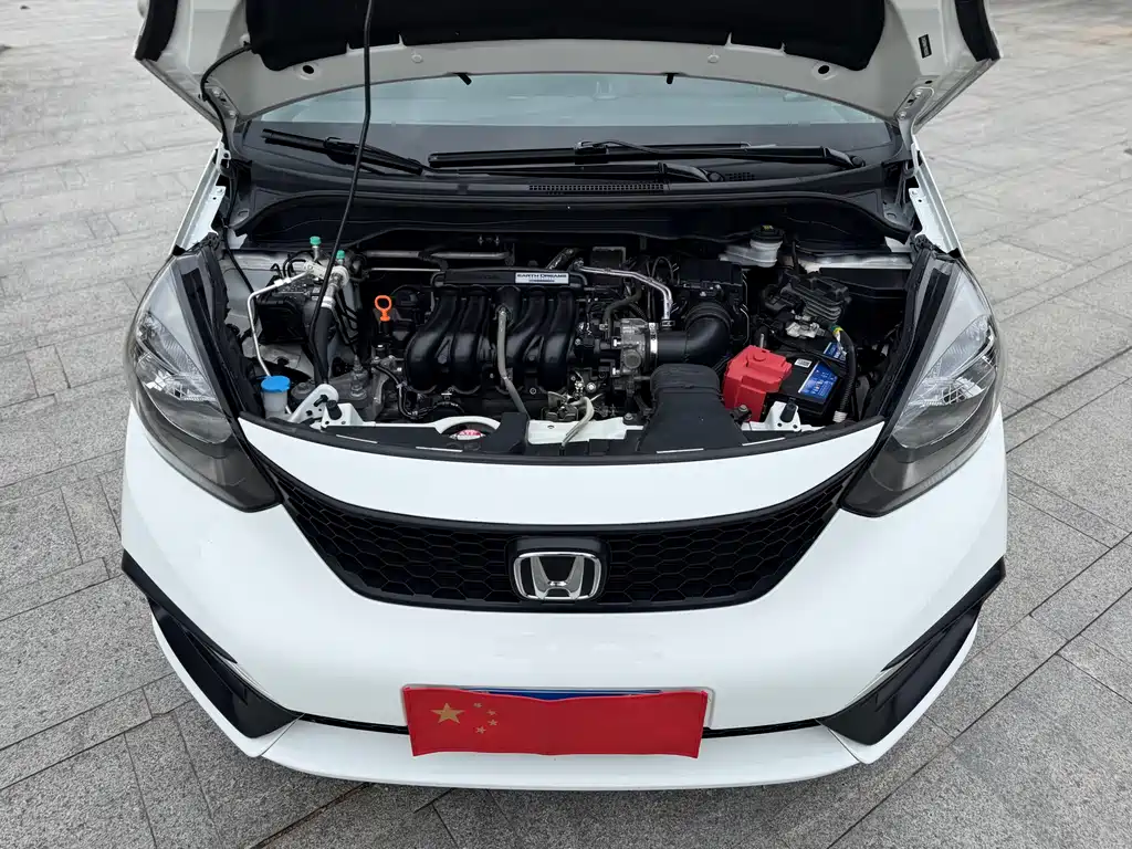 Honda Fit — фото 17