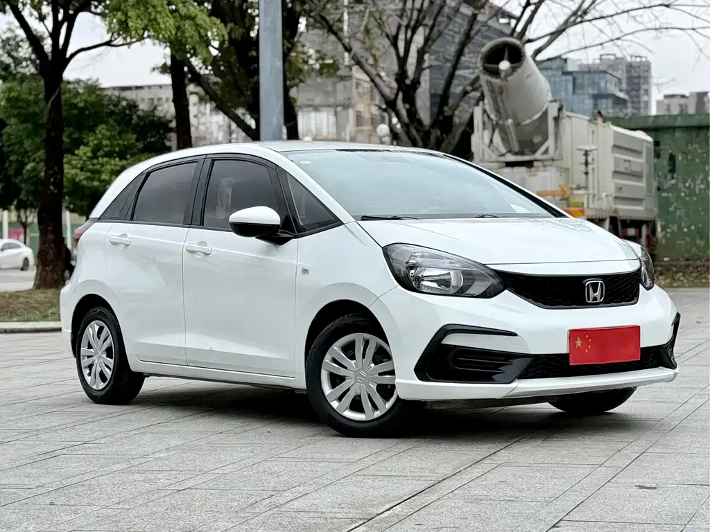 Honda Fit — фото 3