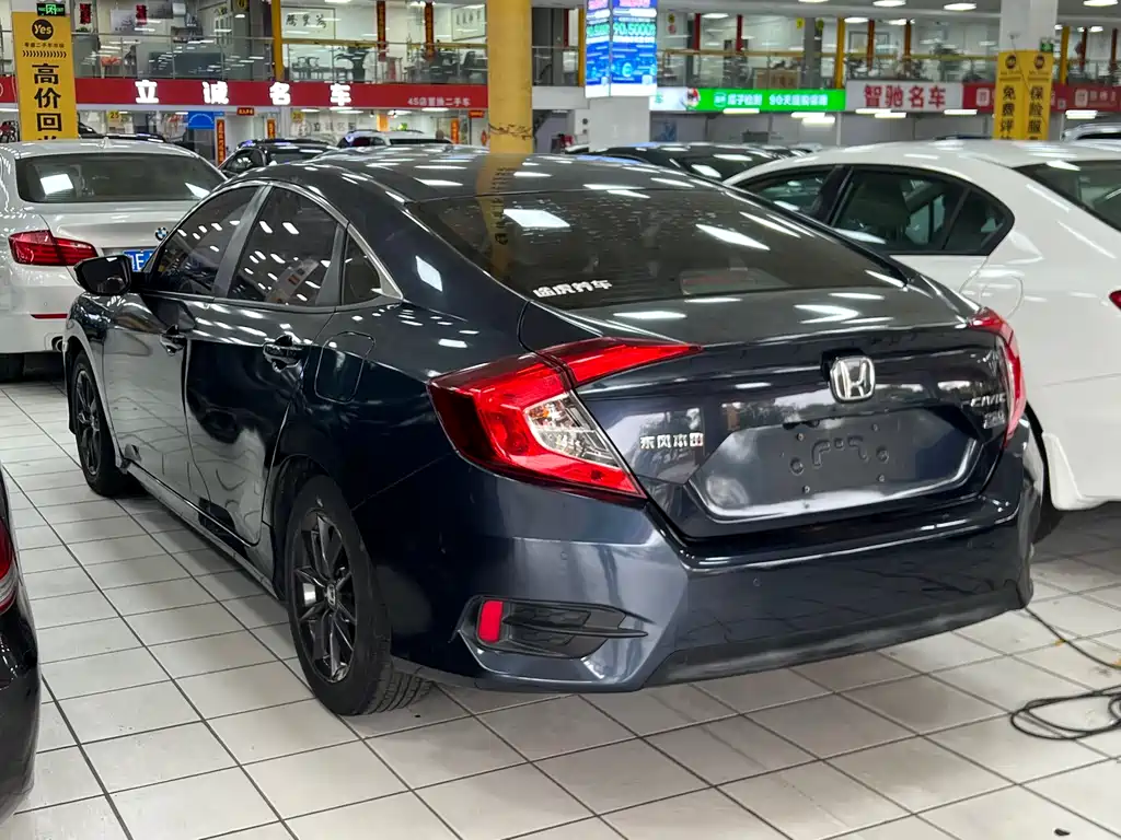 Honda Civic — фото 4