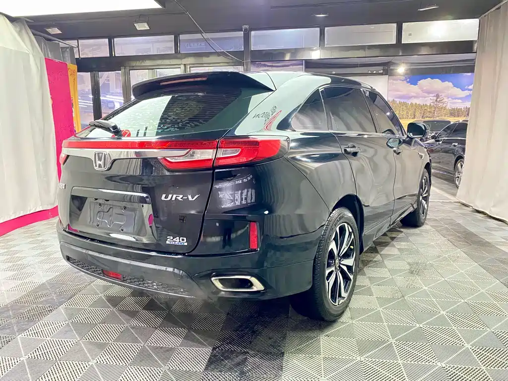 Honda UR-V — фото 7