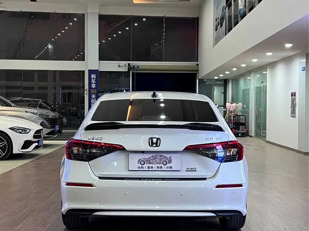 Honda Civic — фото 5