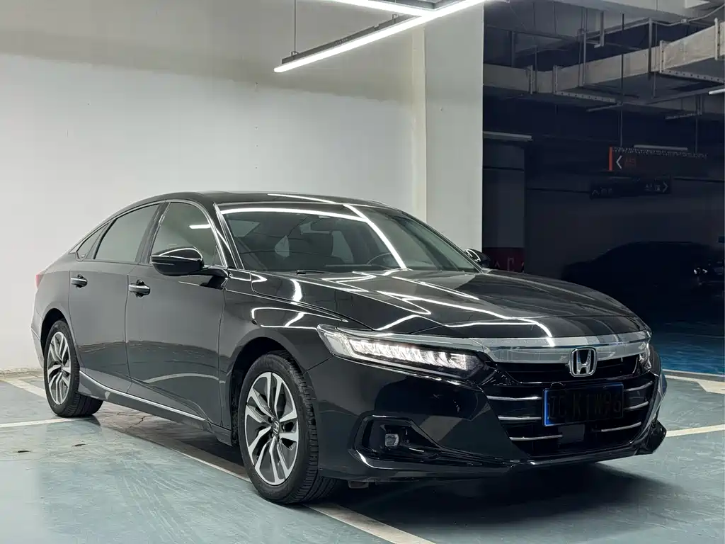 Honda Accord — фото 3