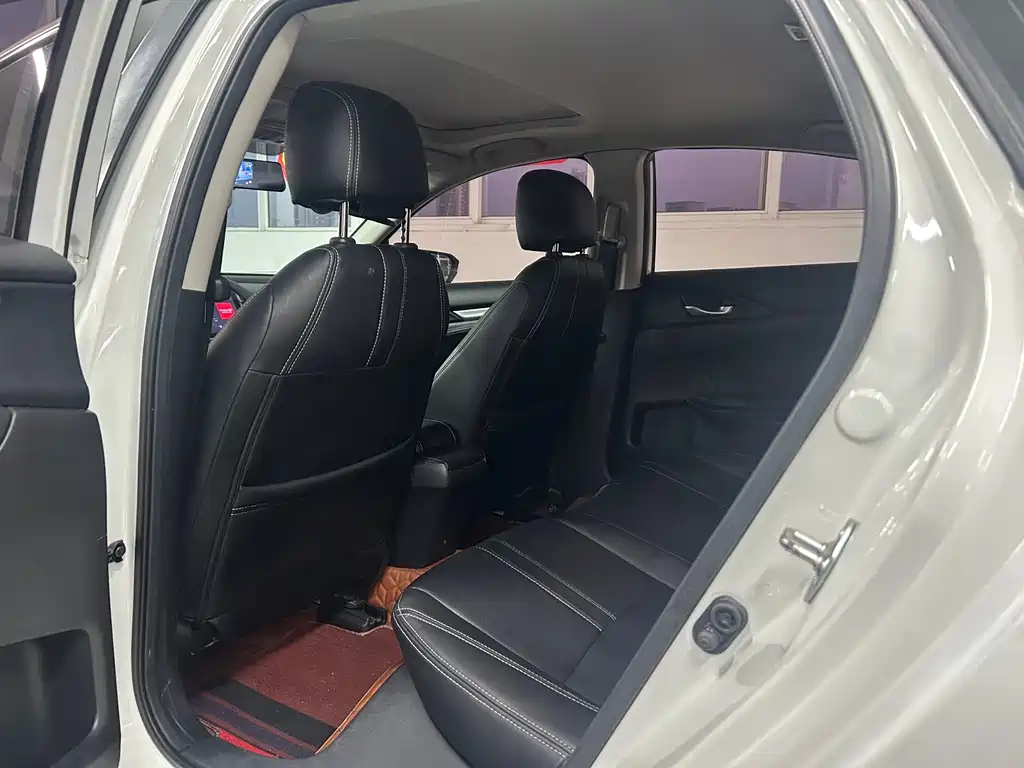 Honda Civic — фото 6