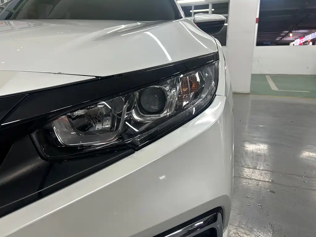 Honda Civic — фото 10