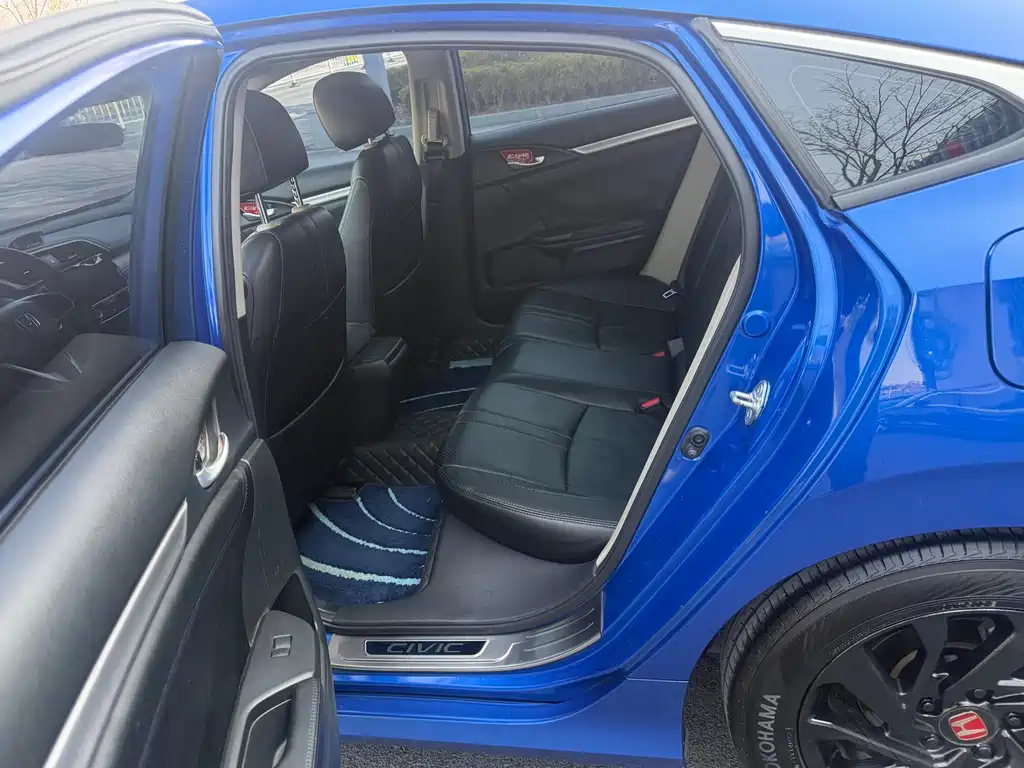Honda Civic — фото 5