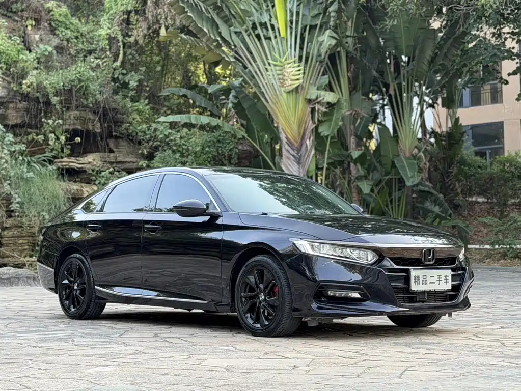 Honda Accord — фото 3
