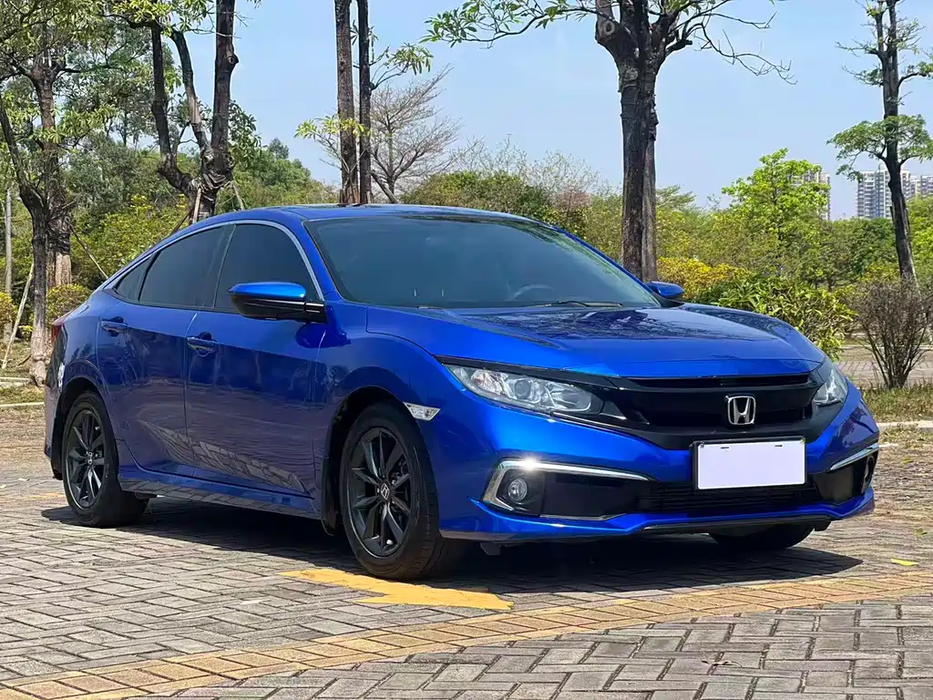 Honda Civic — фото 3