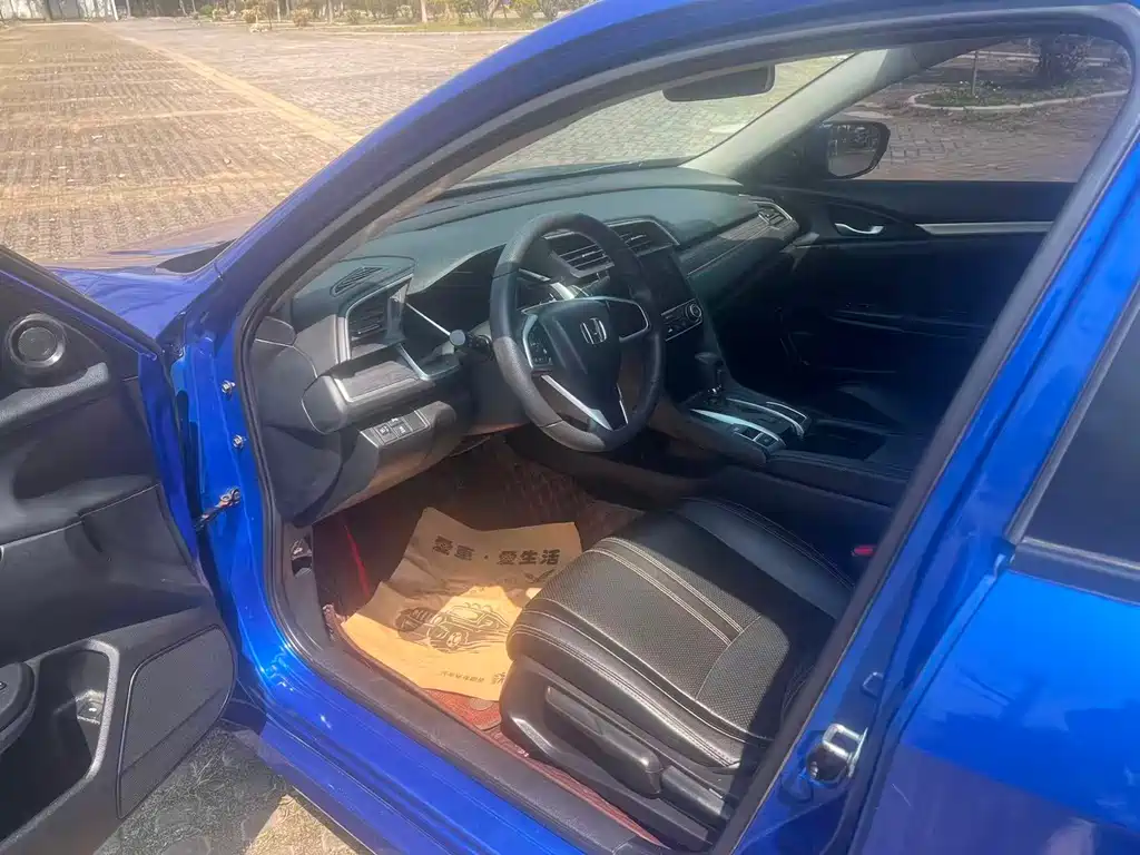 Honda Civic — фото 5