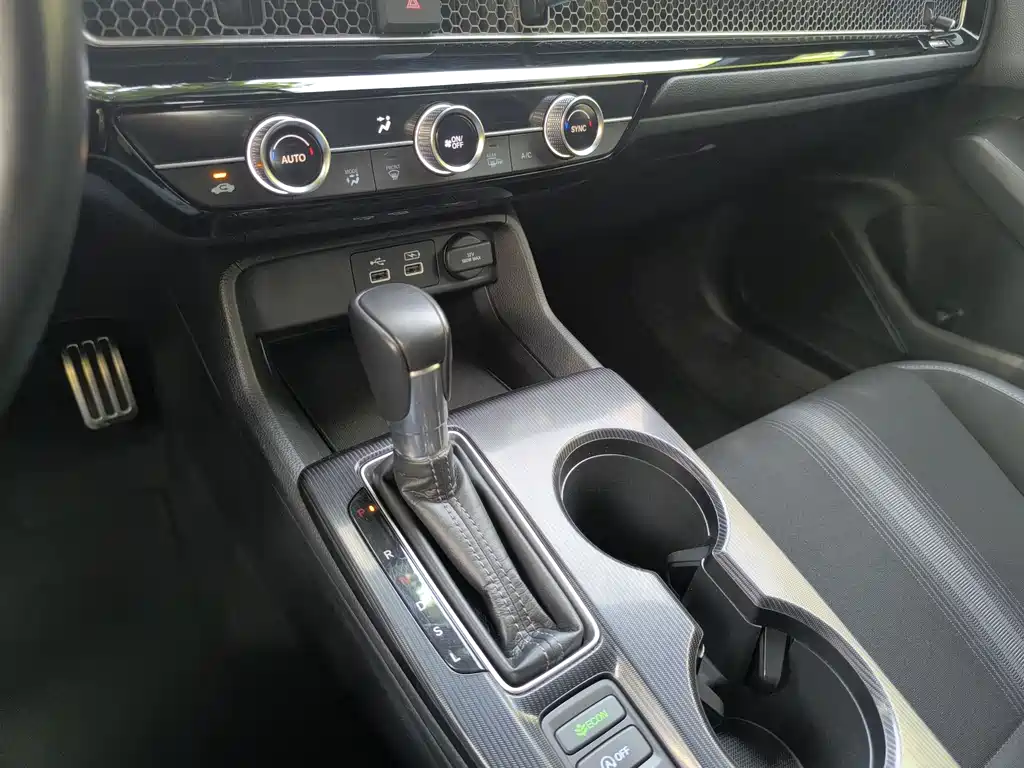 Honda Civic — фото 17