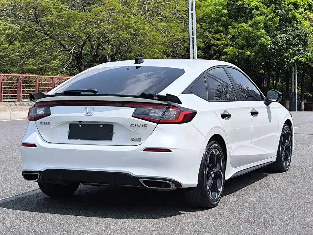 Honda Civic — фото 4