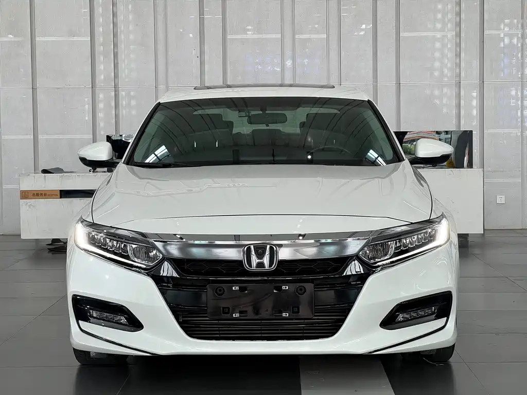 Honda Accord — фото 2
