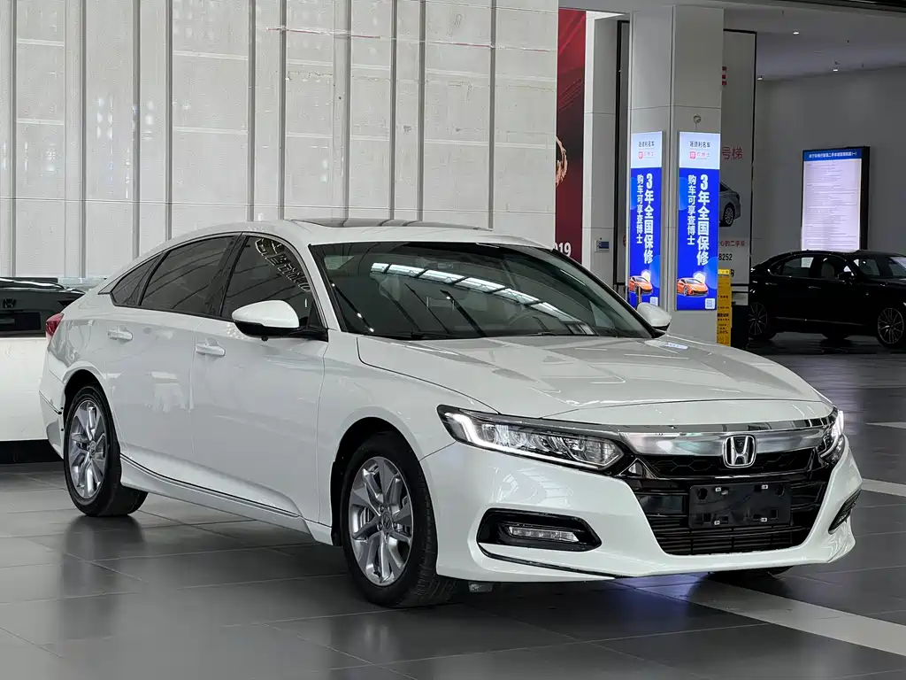 Honda Accord — фото 3