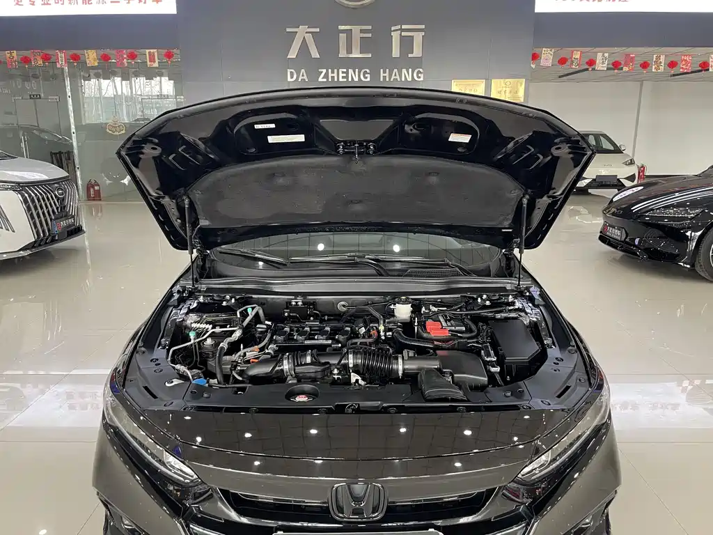 Honda Accord — фото 15