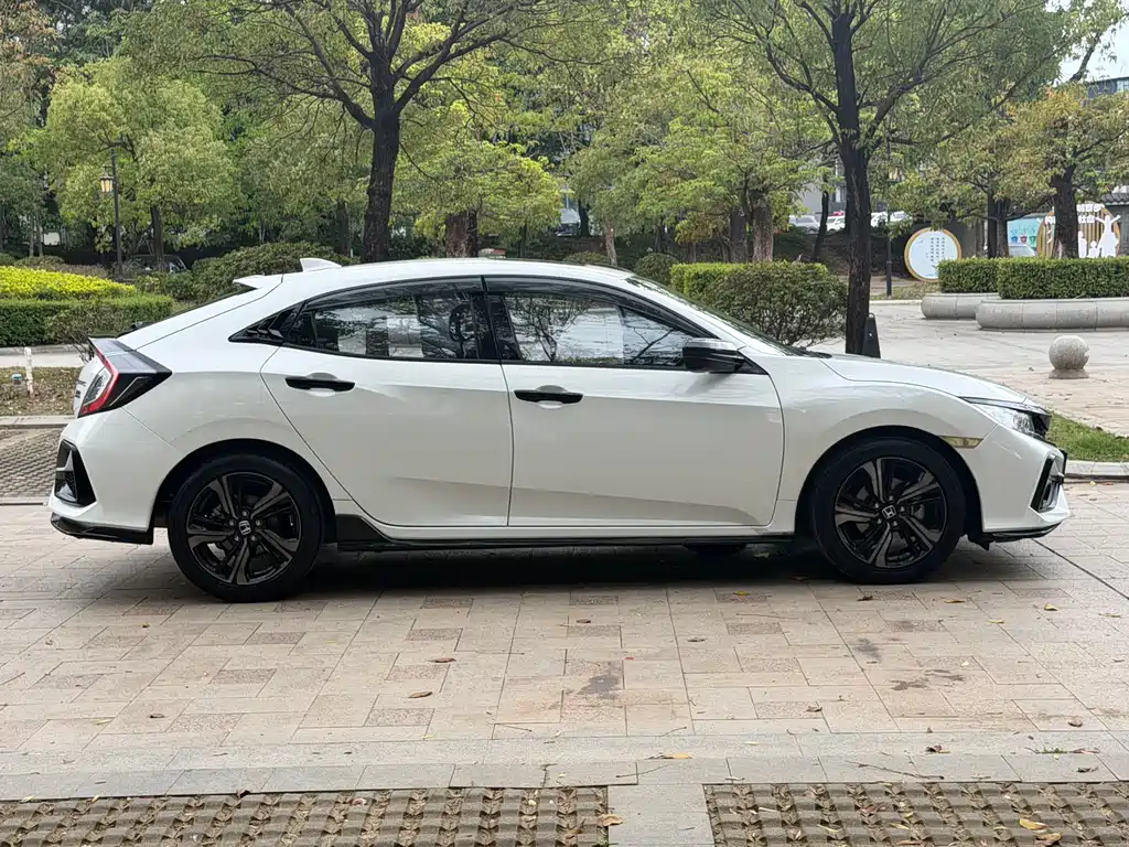 Honda Civic — фото 24