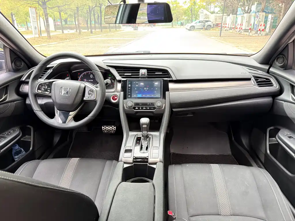 Honda Civic — фото 9