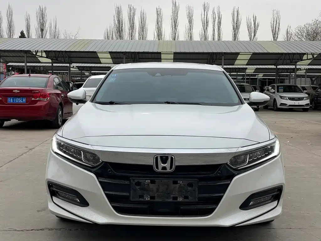 Honda Accord — фото 2