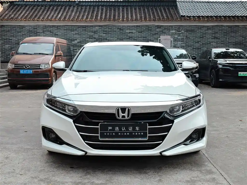 Honda Accord — фото 2
