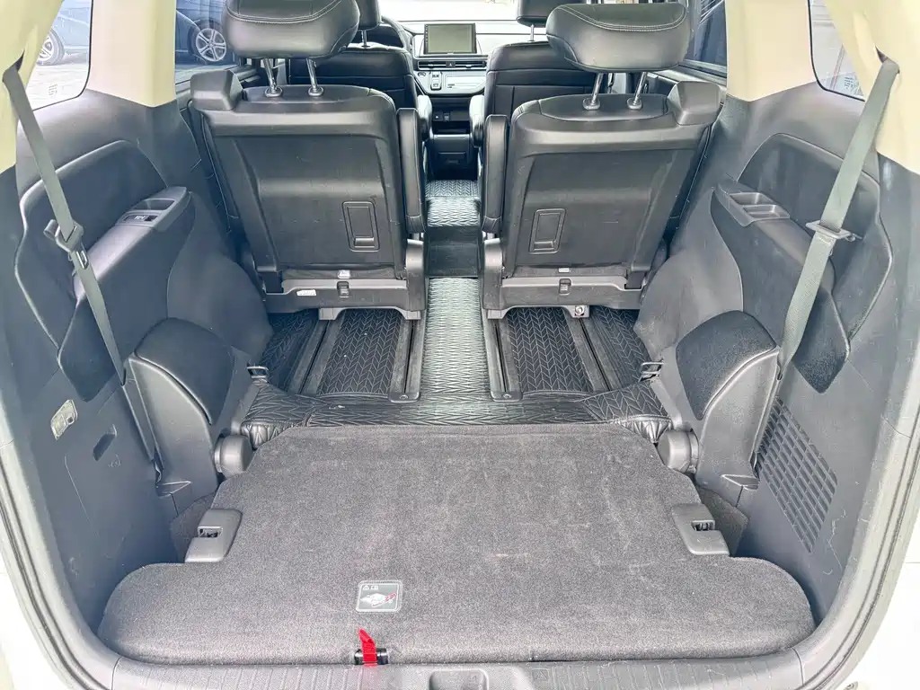 Honda Odyssey — фото 13