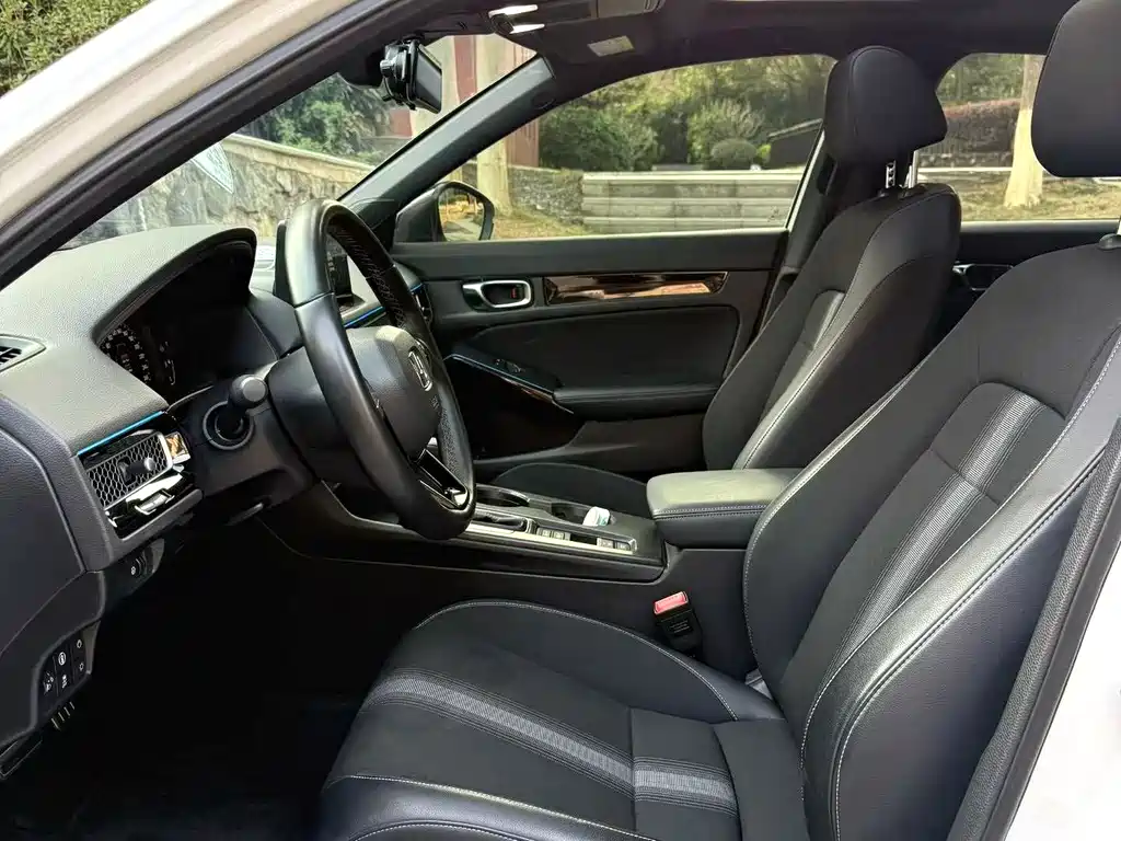 Honda Civic — фото 5