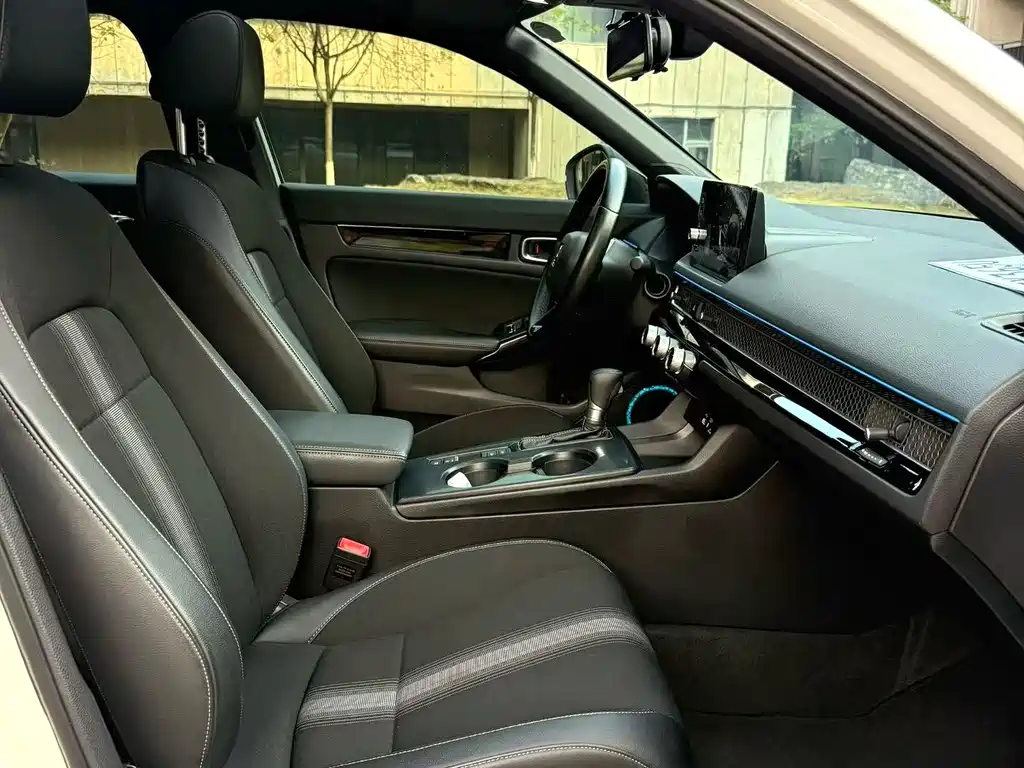 Honda Civic — фото 6