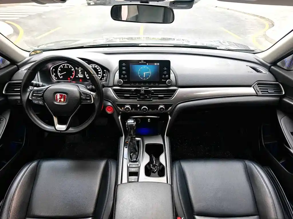Honda Accord — фото 5