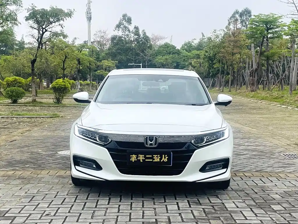 Honda Accord — фото 2
