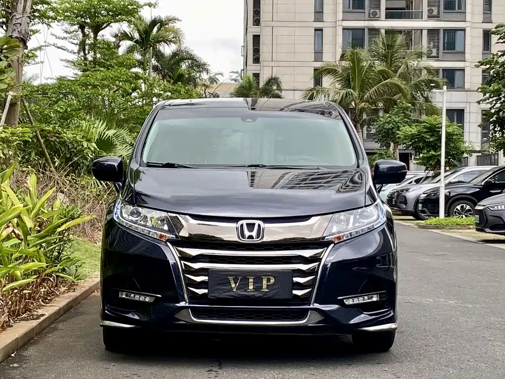 Honda Odyssey — фото 2
