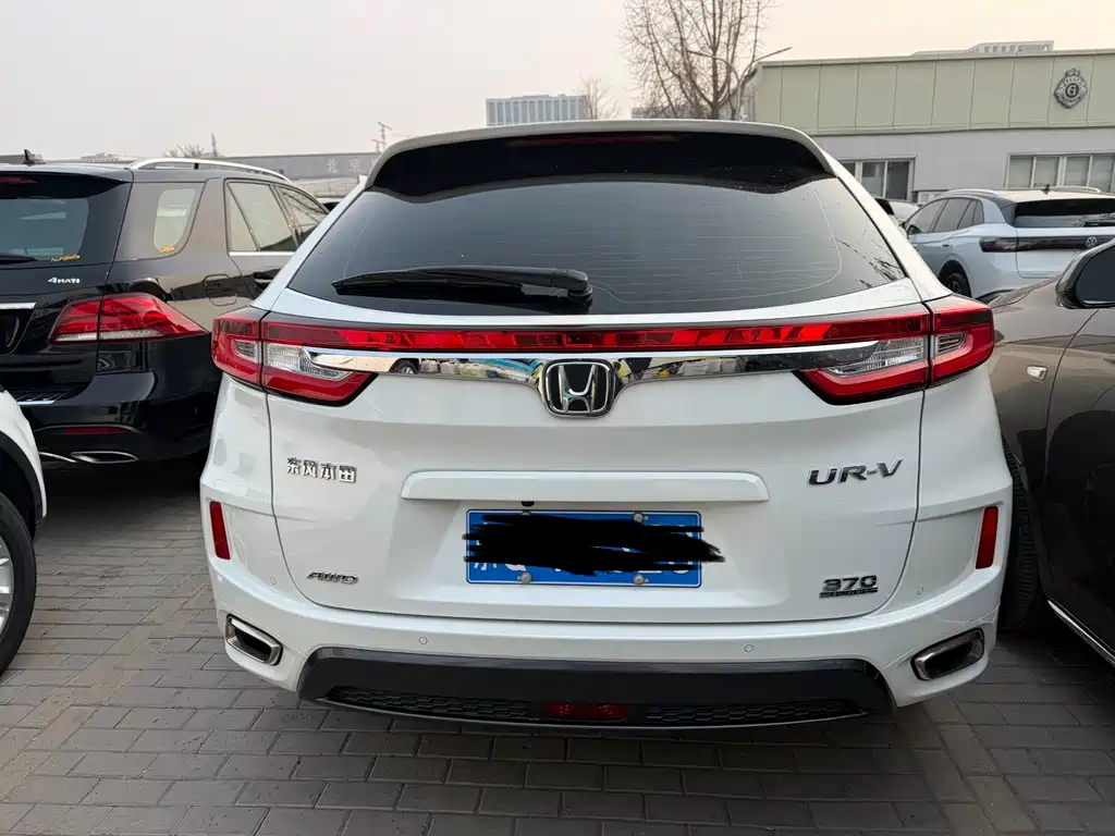 Honda UR-V — фото 3