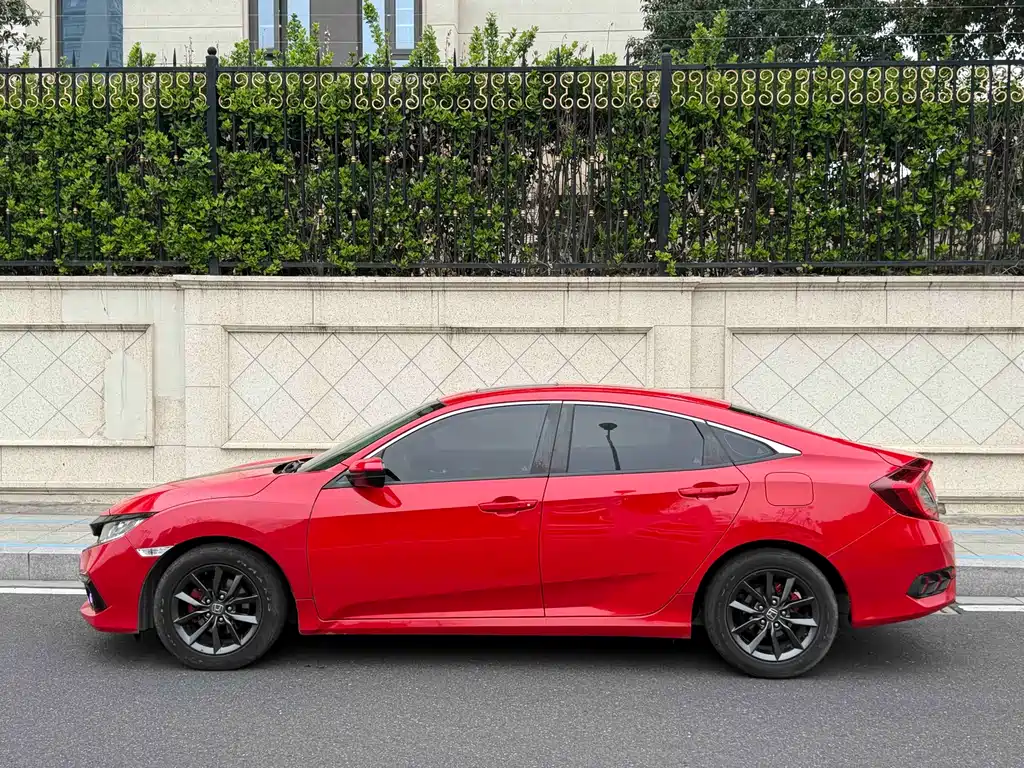 Honda Civic — фото 3