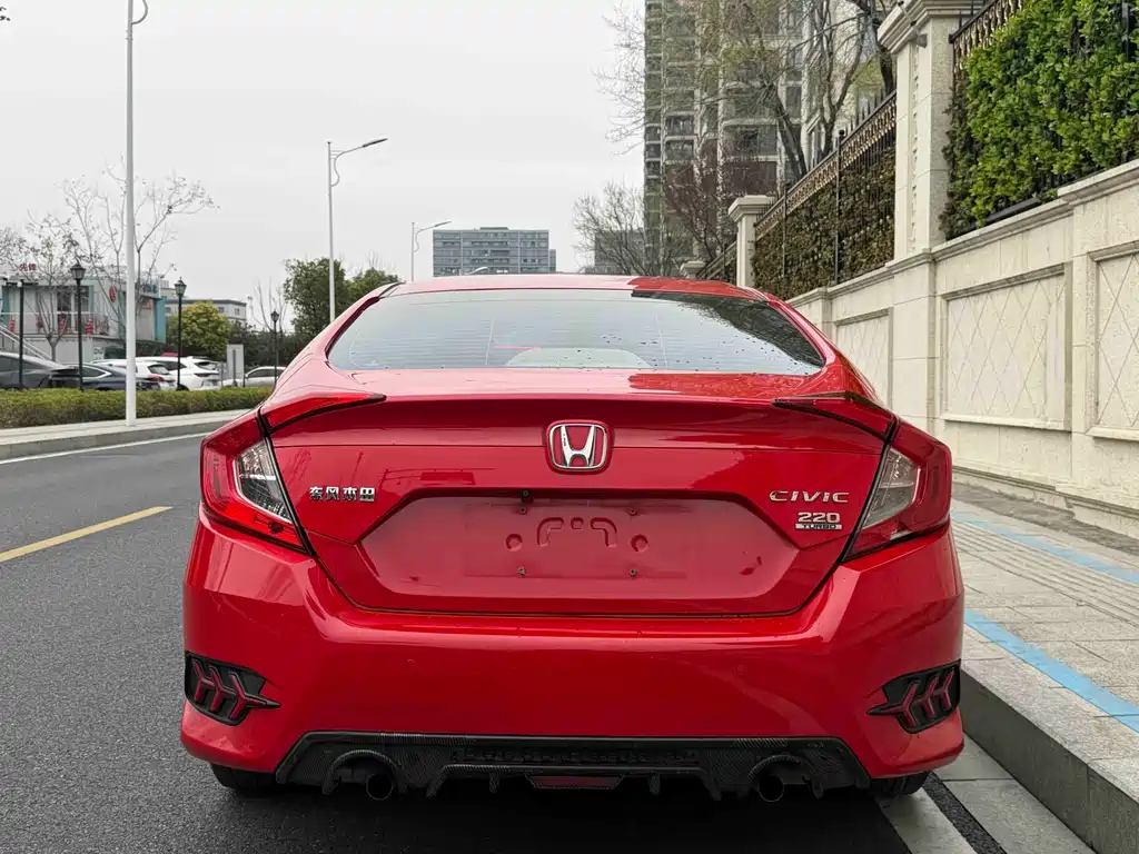Honda Civic — фото 4